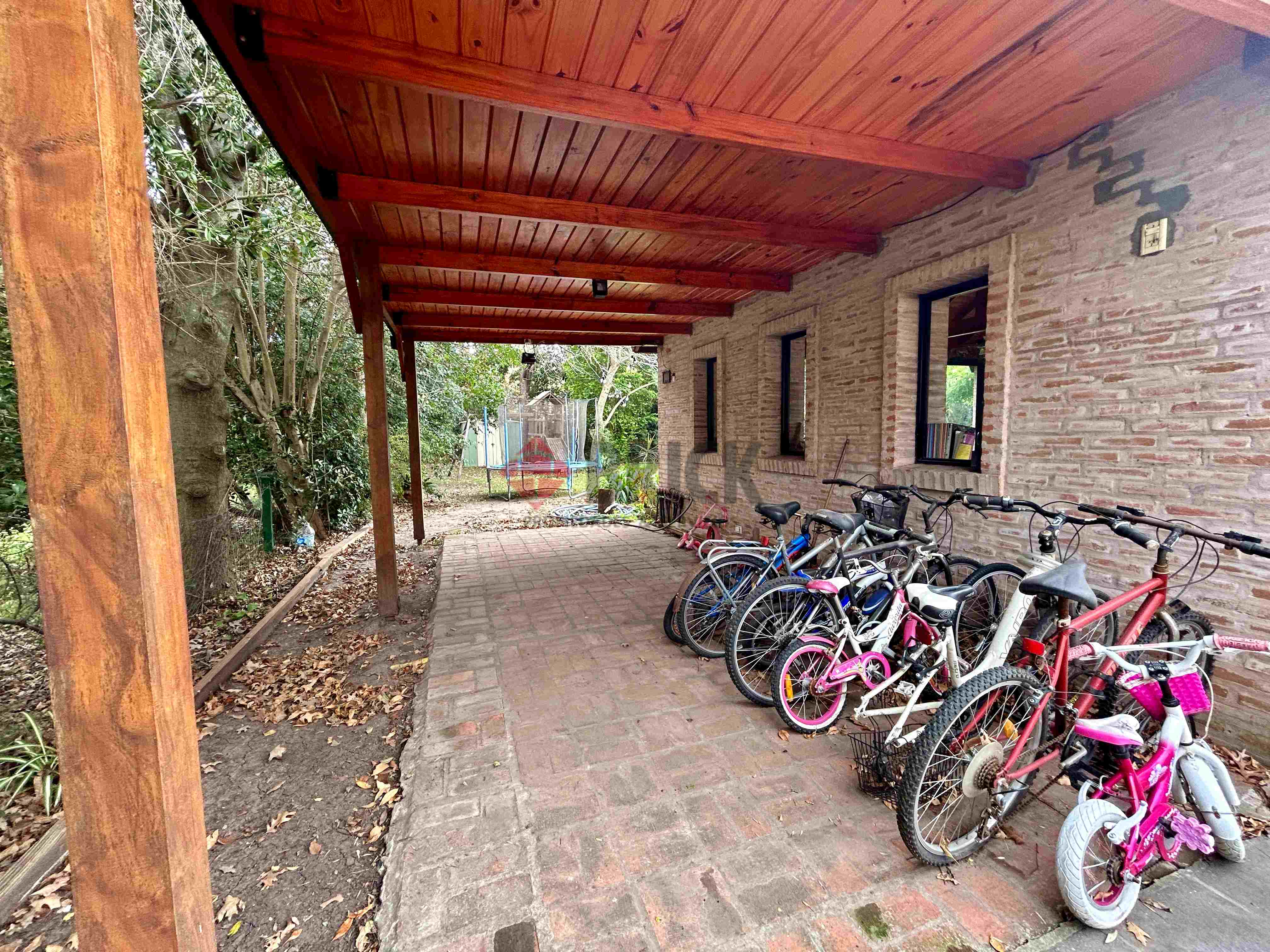 GOLFERS COUNTRY CLUB 22