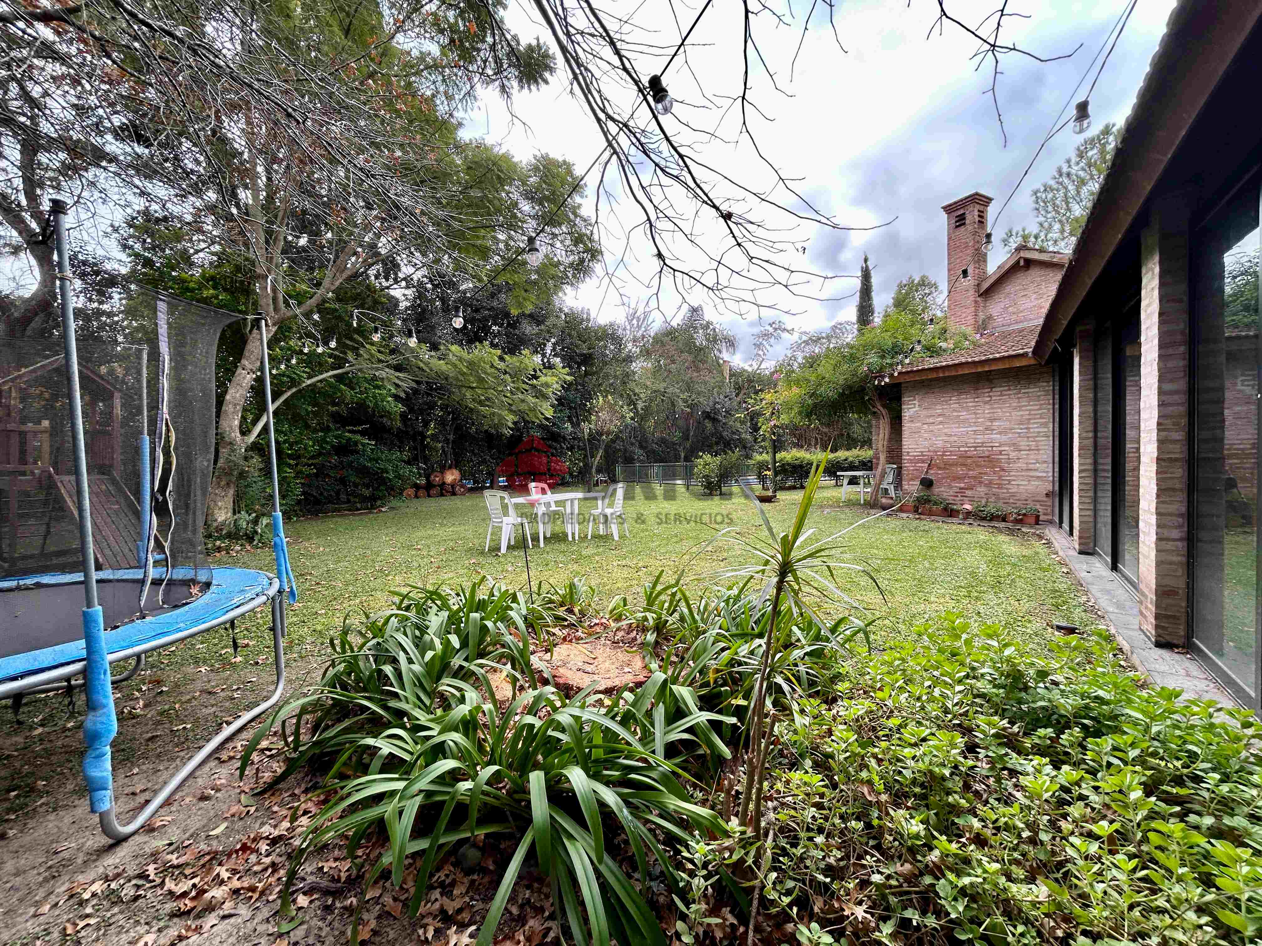 GOLFERS COUNTRY CLUB 23