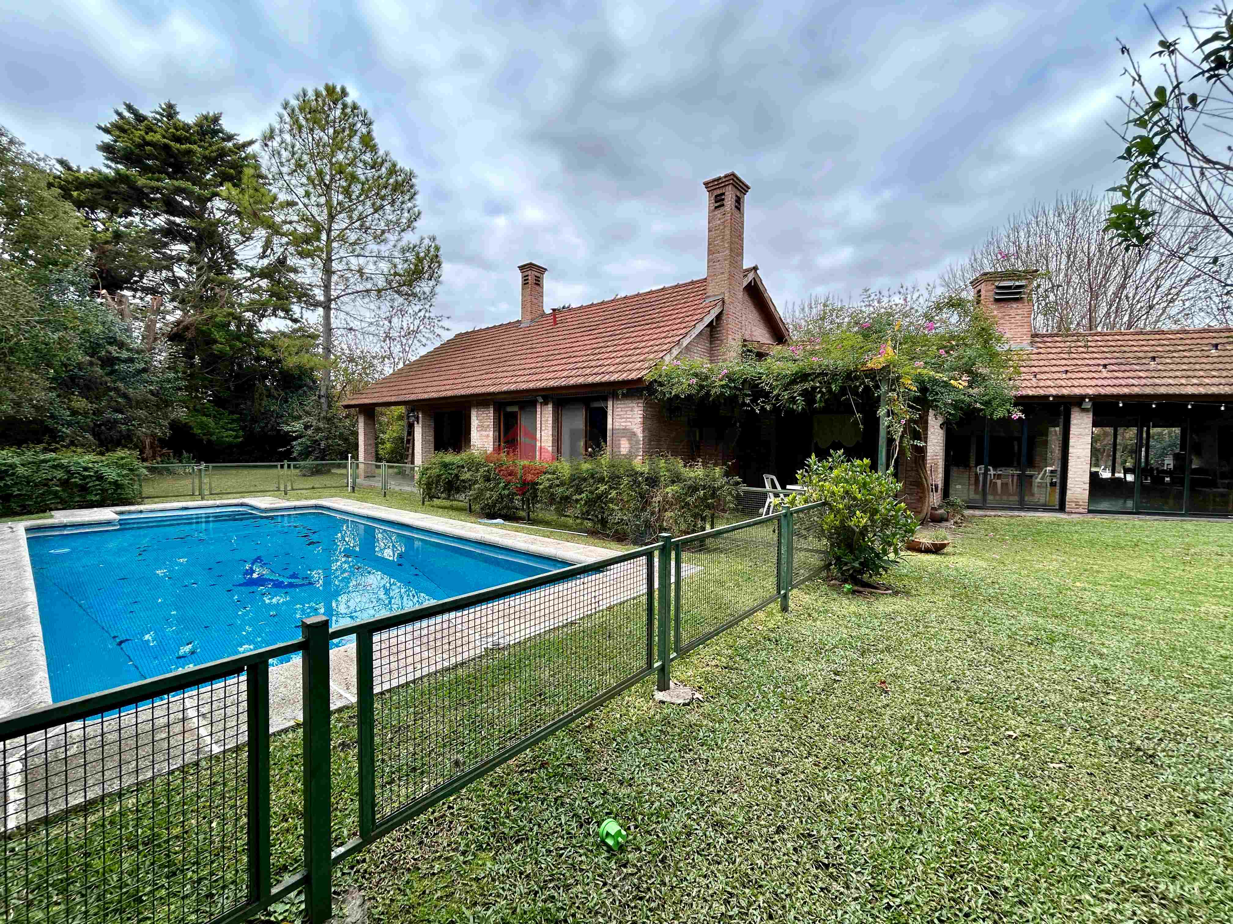 GOLFERS COUNTRY CLUB 25