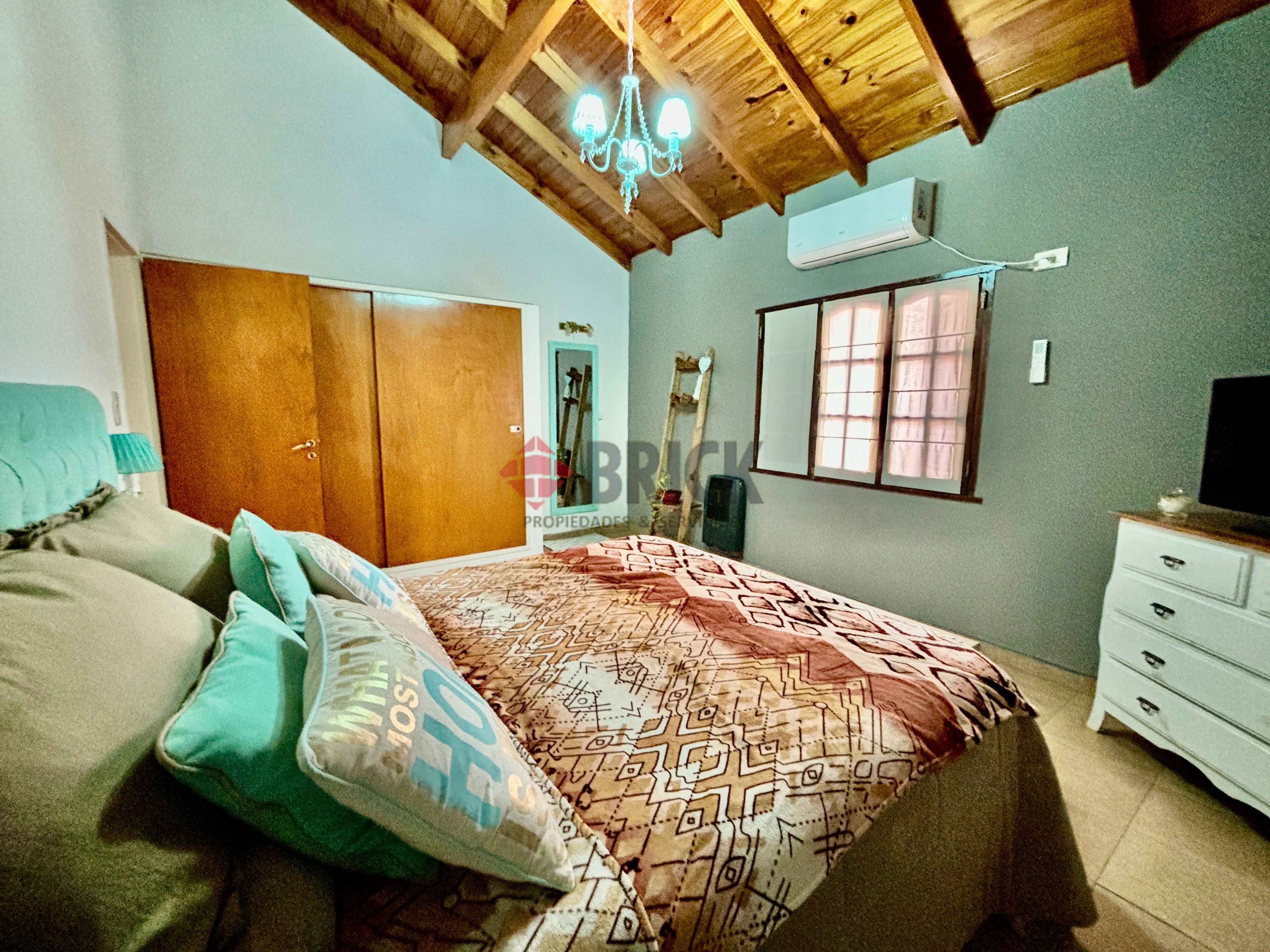 EL CUERVO al 1400 10