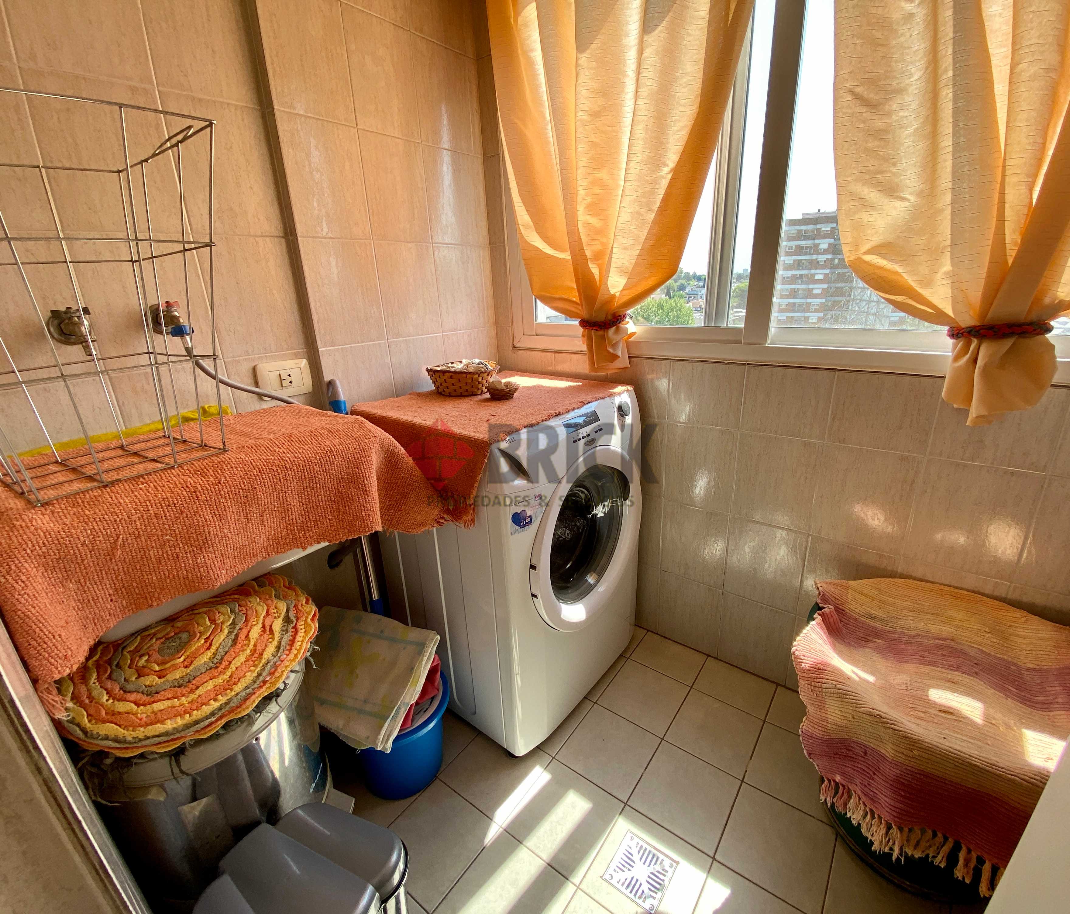 LAS HERAS al 100 Piso 6 10