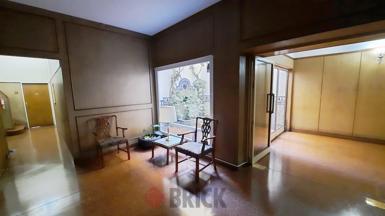 ECUADOR al 1300 Piso PB 19