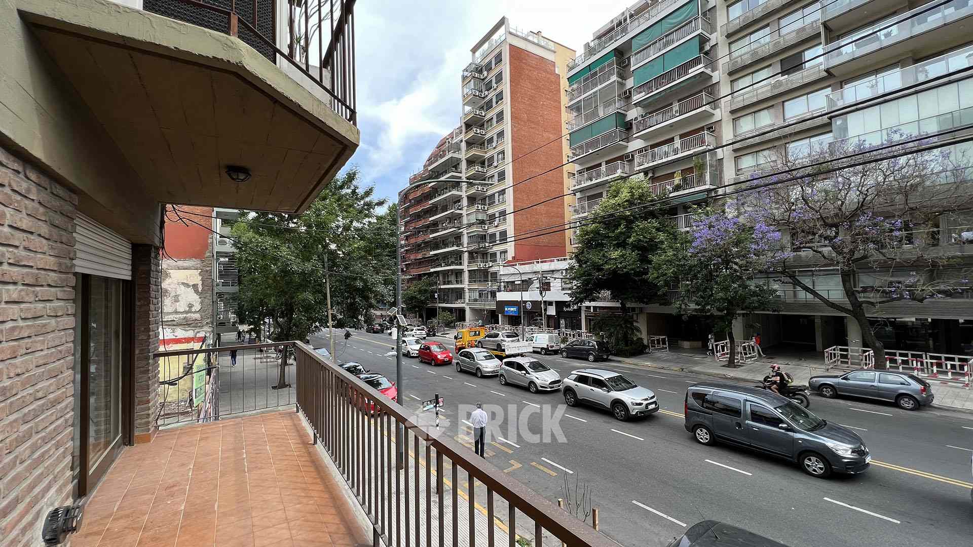 CRAMER, AV. al 2400 Piso 1 4