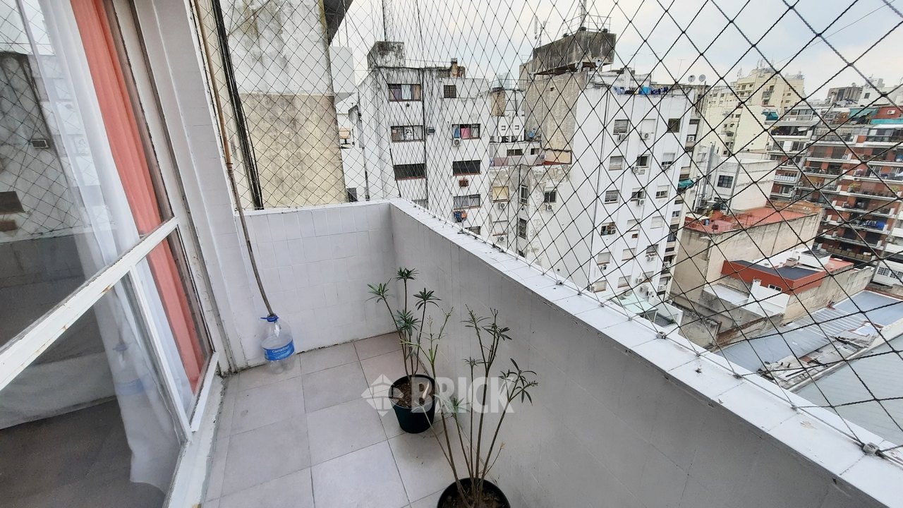 TUCUMAN al 2100 Piso 9 6