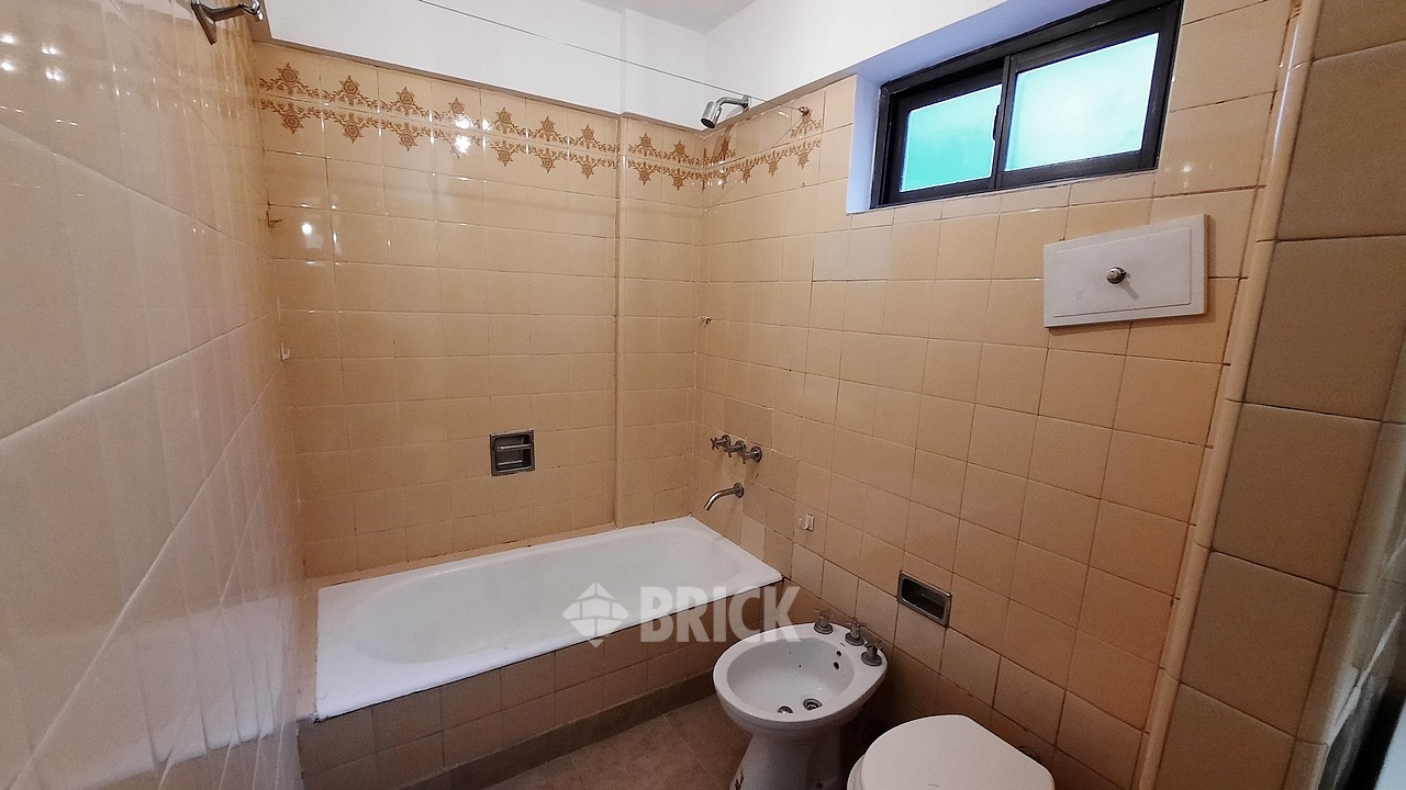 RIGLOS al 100 Piso 2 18