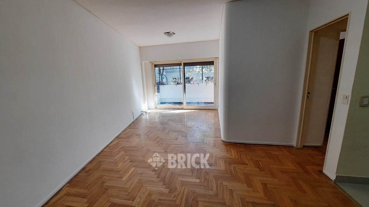 RIGLOS al 100 Piso 2 3