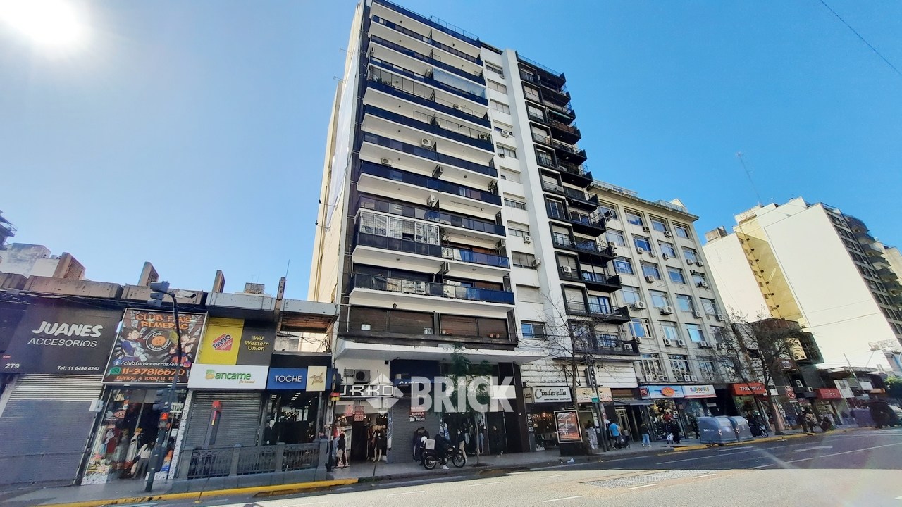 CORRIENTES, AV. al 2700 Piso 6 30