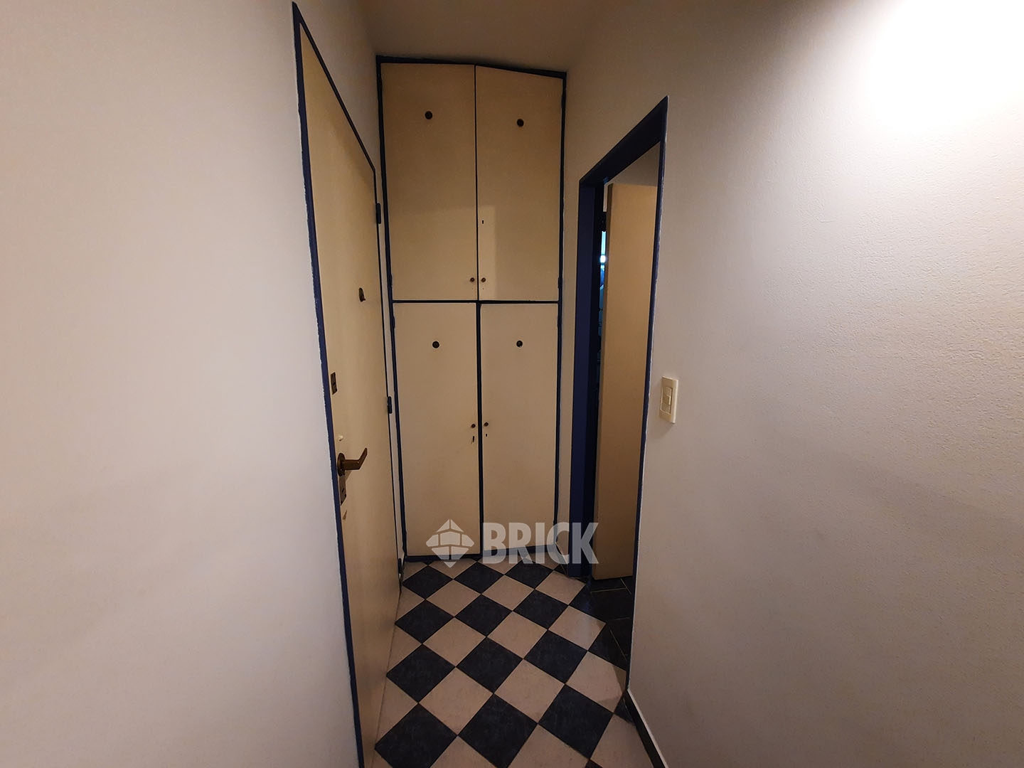 URIBURU, JOSE EVARISTO al 1000 Piso 2 23