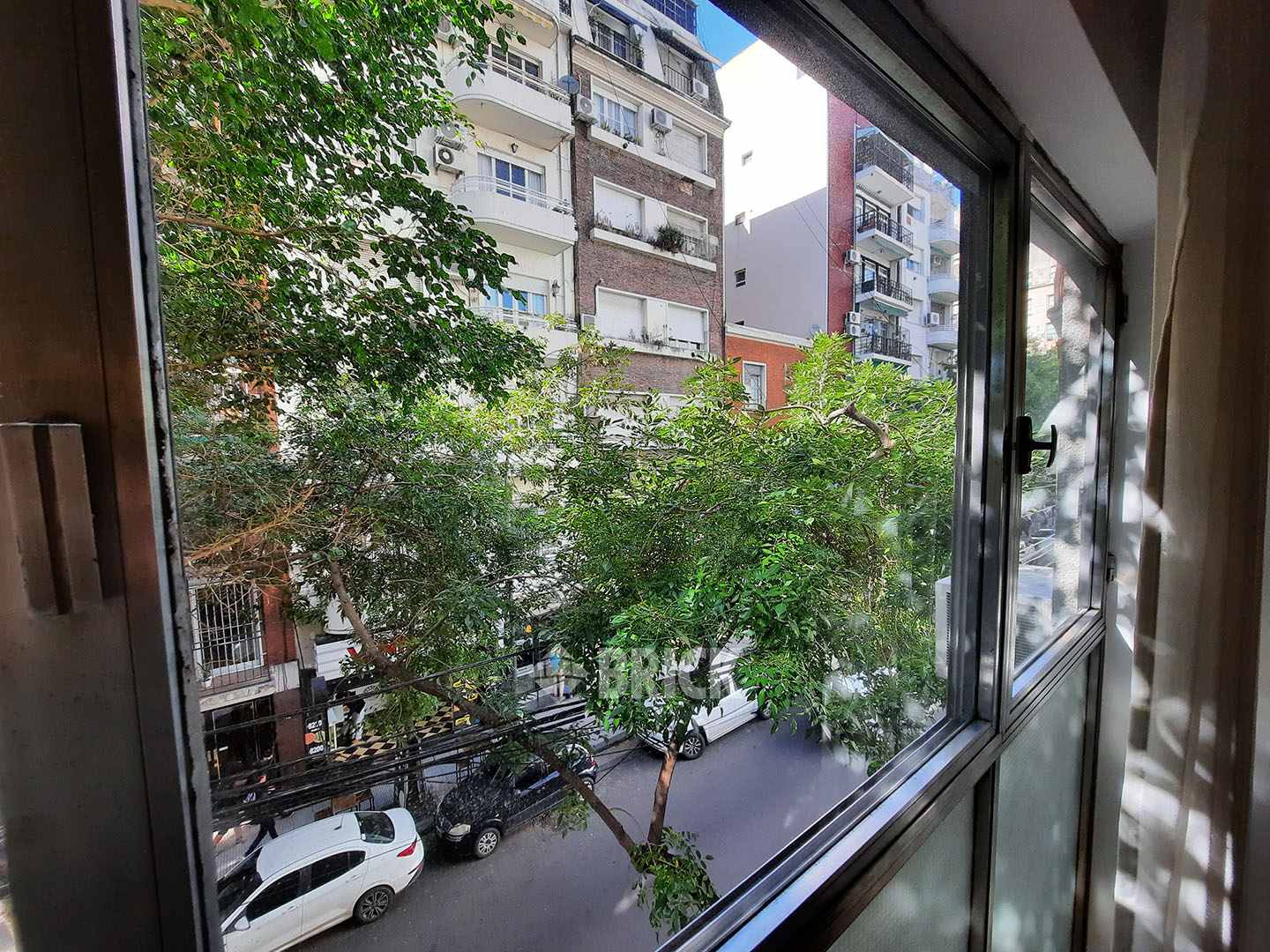 URIBURU, JOSE EVARISTO al 1000 Piso 2 3