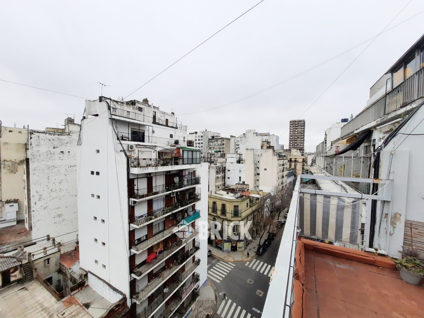 GOMEZ, VALENTIN al 2900 Piso 9 11