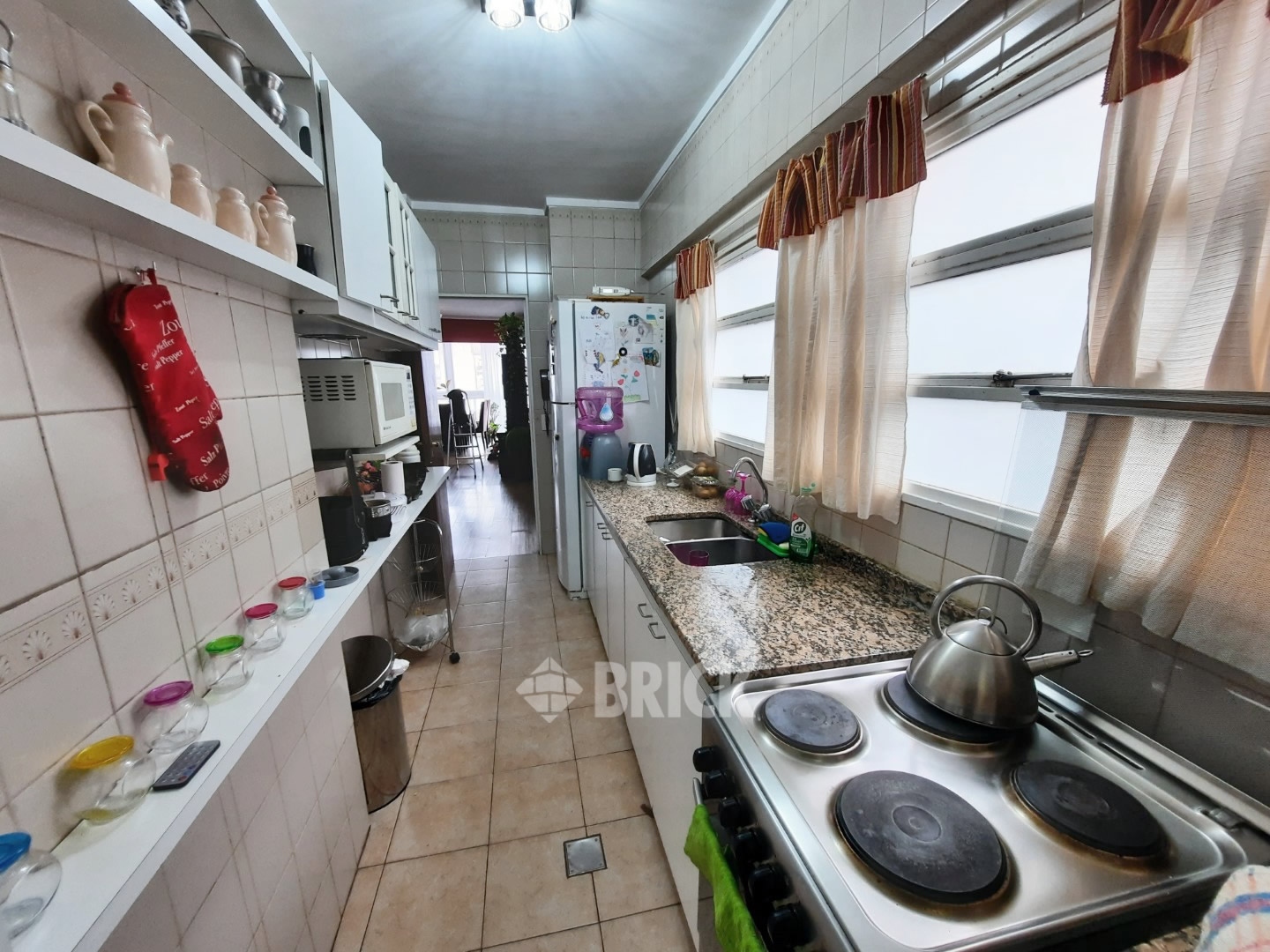 GOMEZ, VALENTIN al 2900 Piso 9 23