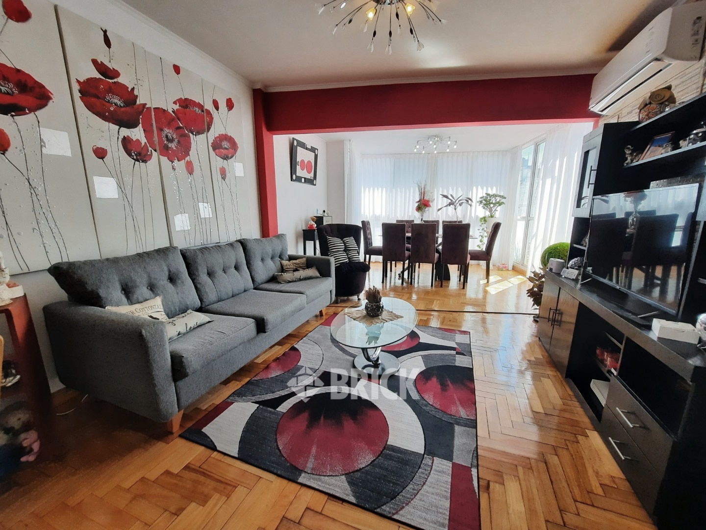 GOMEZ, VALENTIN al 2900 Piso 9 4