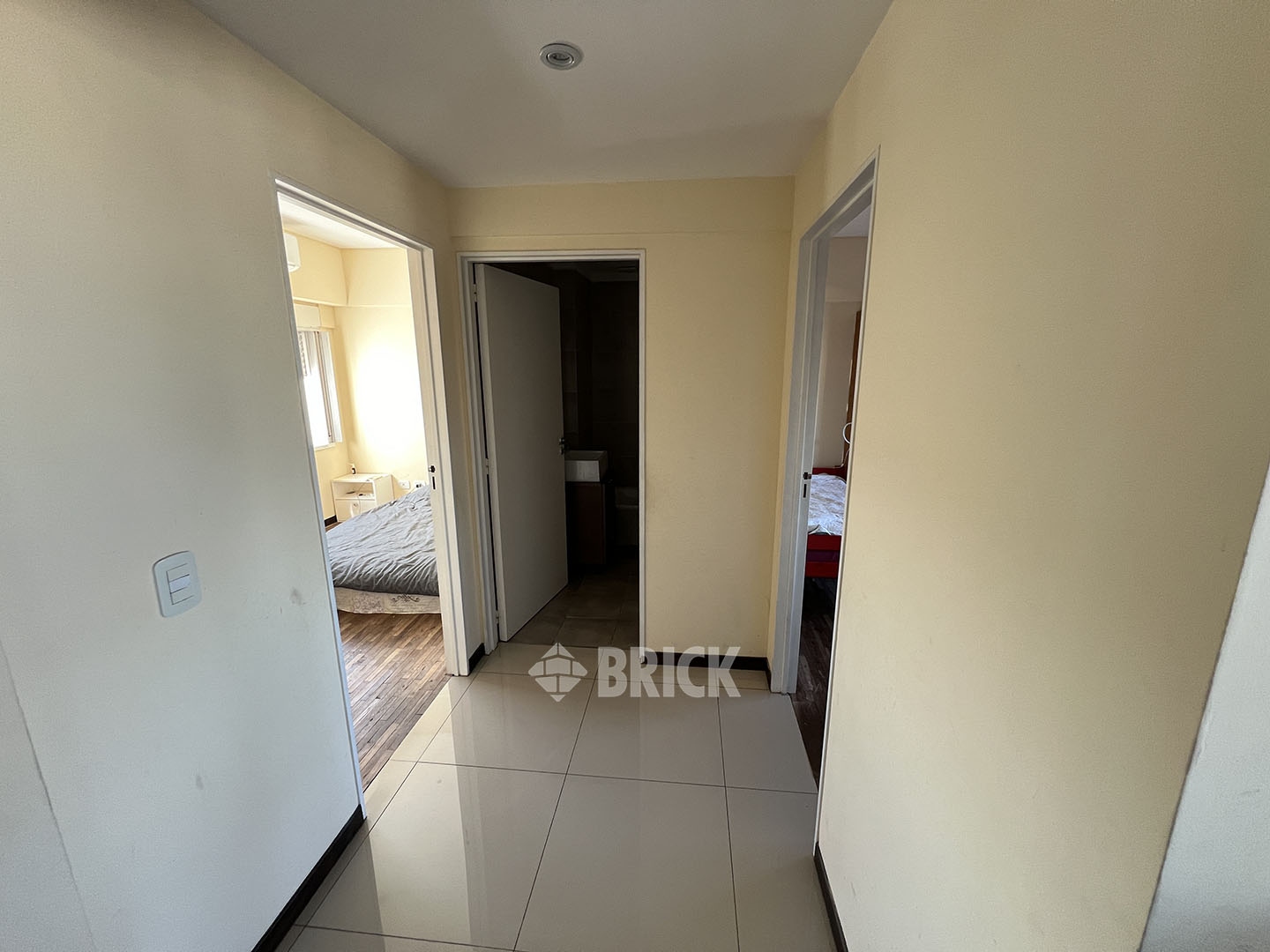 GARAY, JUAN DE, AV. al 3700 Piso 11 7