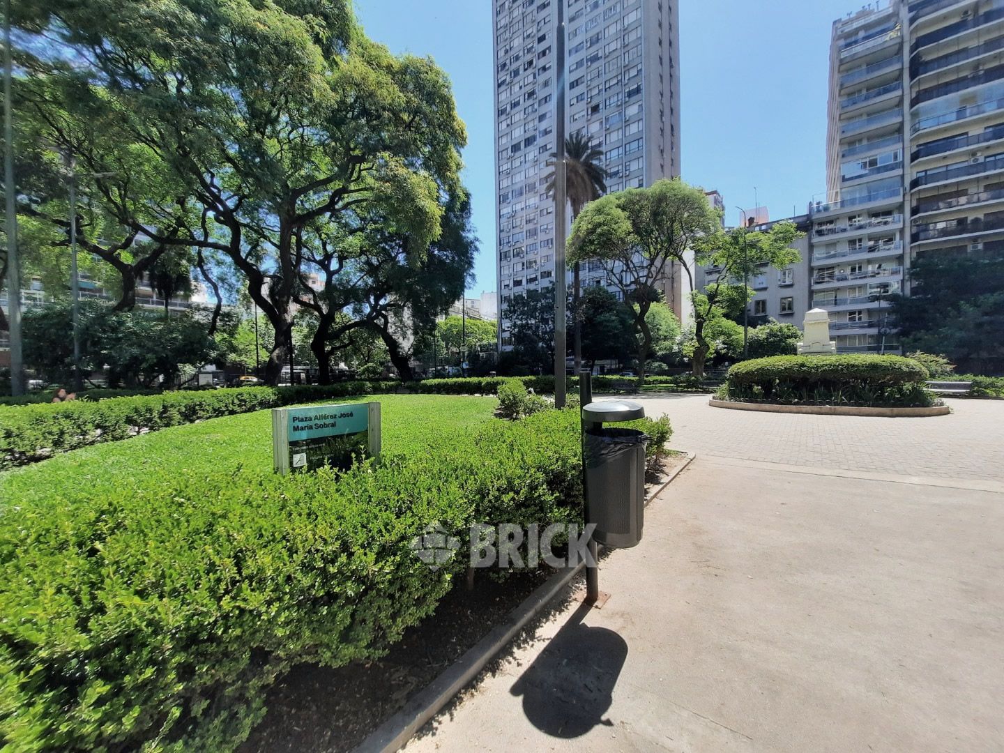 SALGUERO, JERONIMO al 2500 Piso 7 40