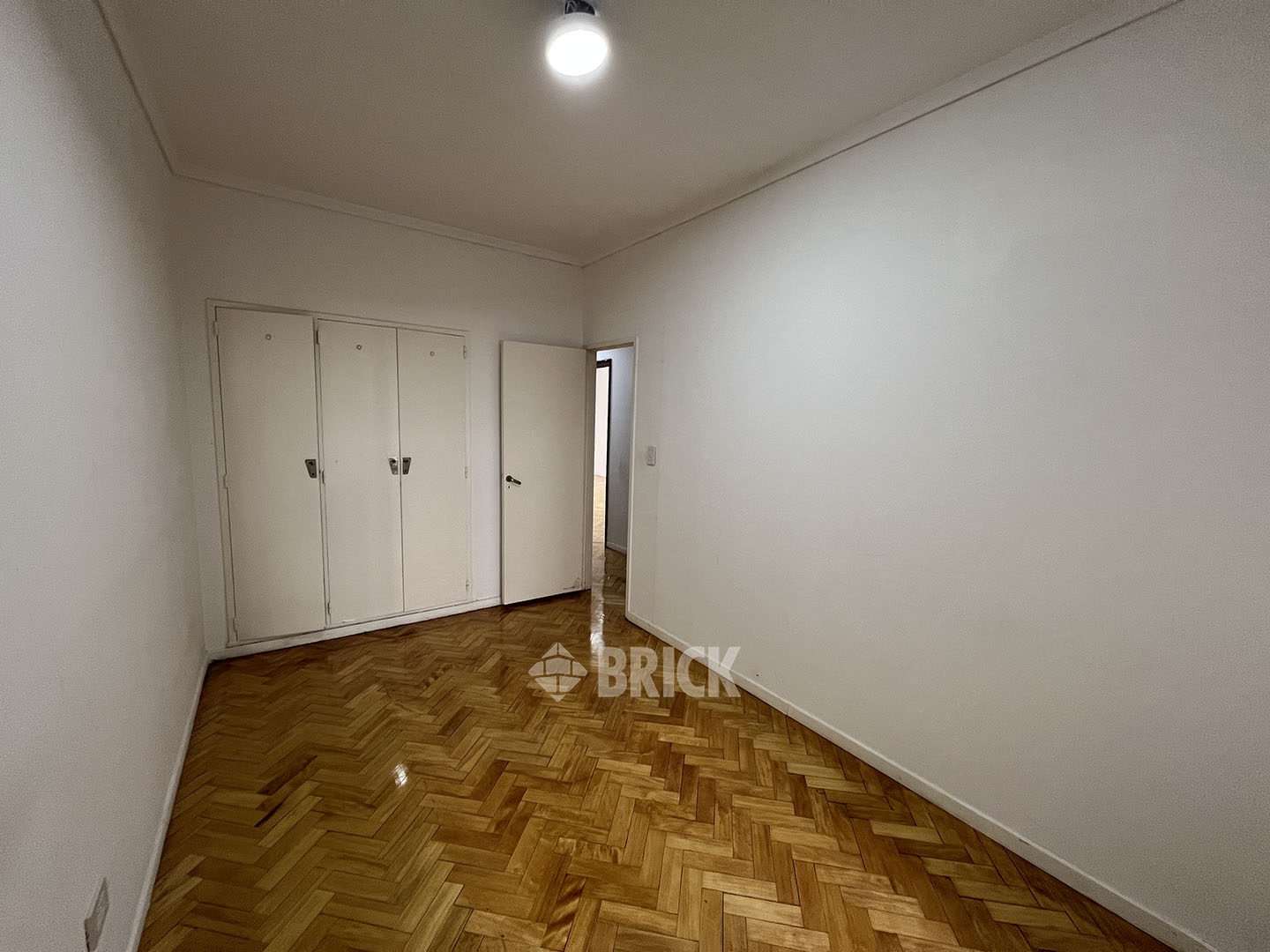 LORETO, VIRREY al 1700 Piso 2 15