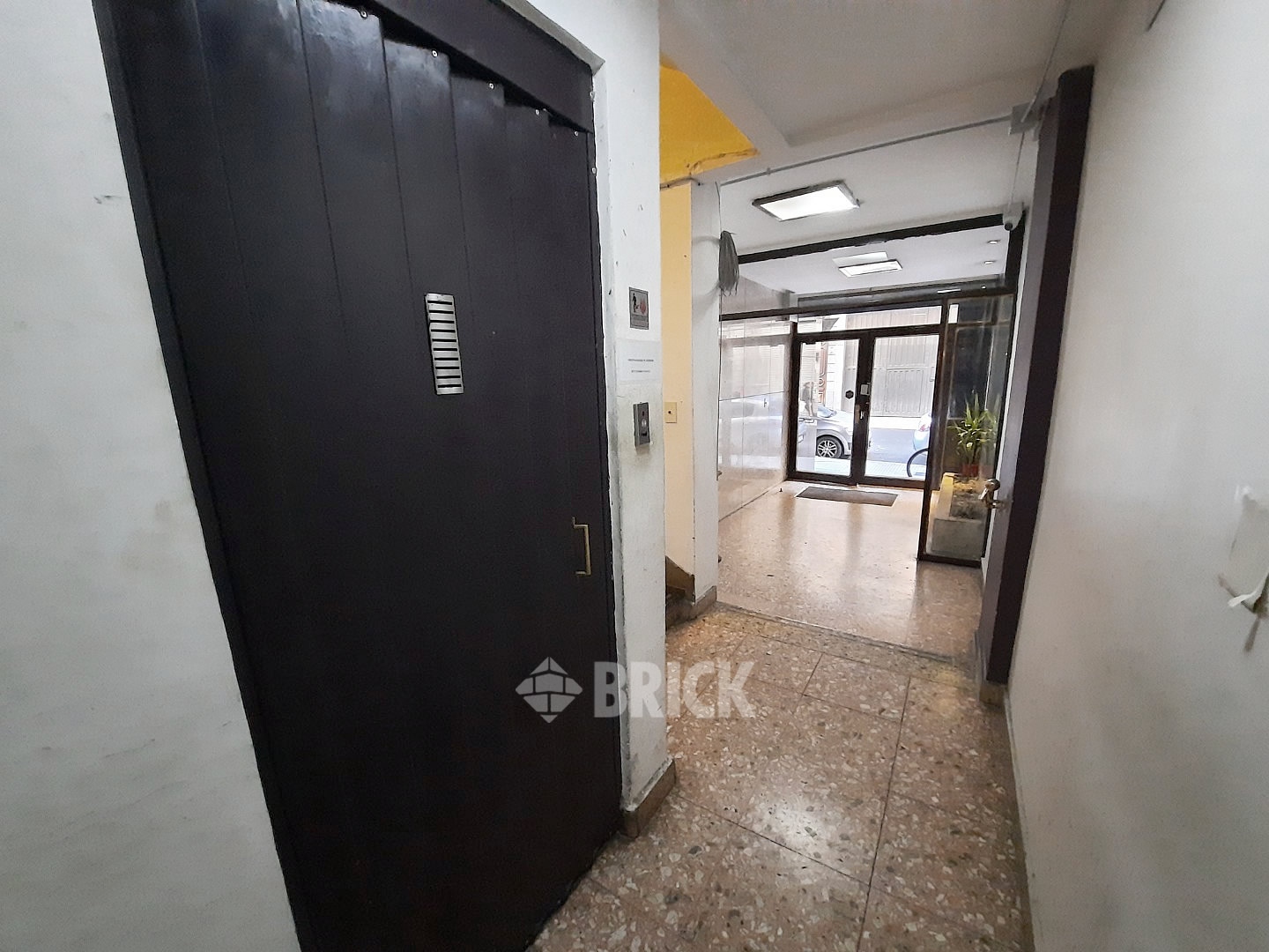 MITRE, BARTOLOME al 2200 Piso 9 23