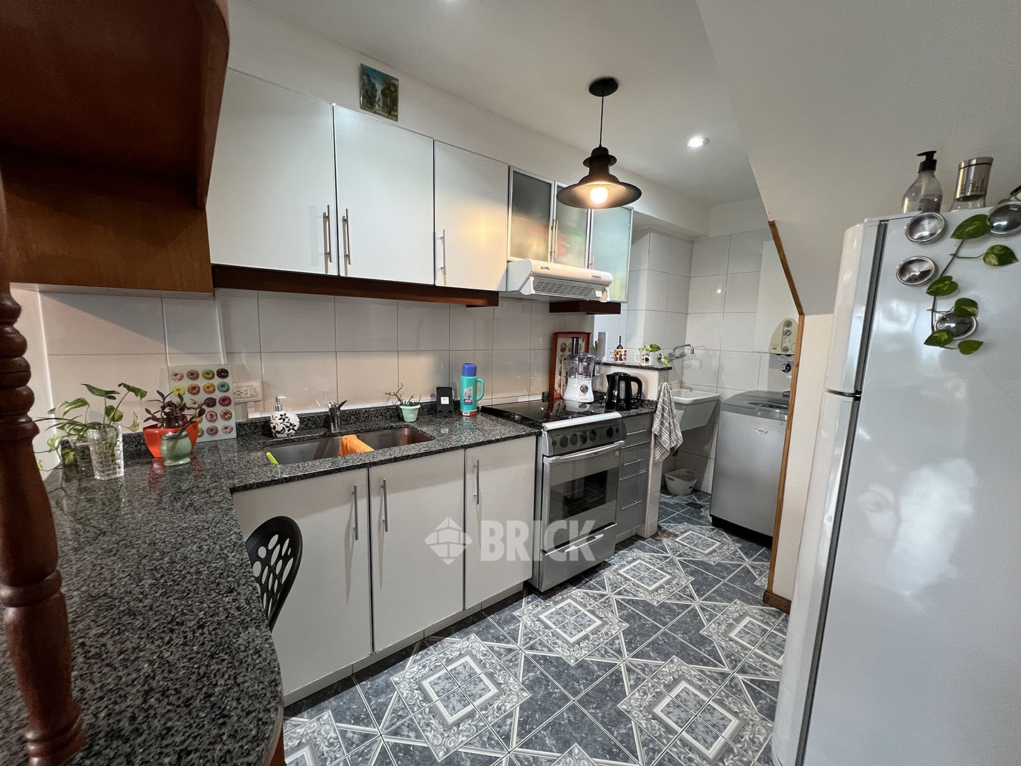 SEGUI, FCO. JOSE al 500 Piso PB 6