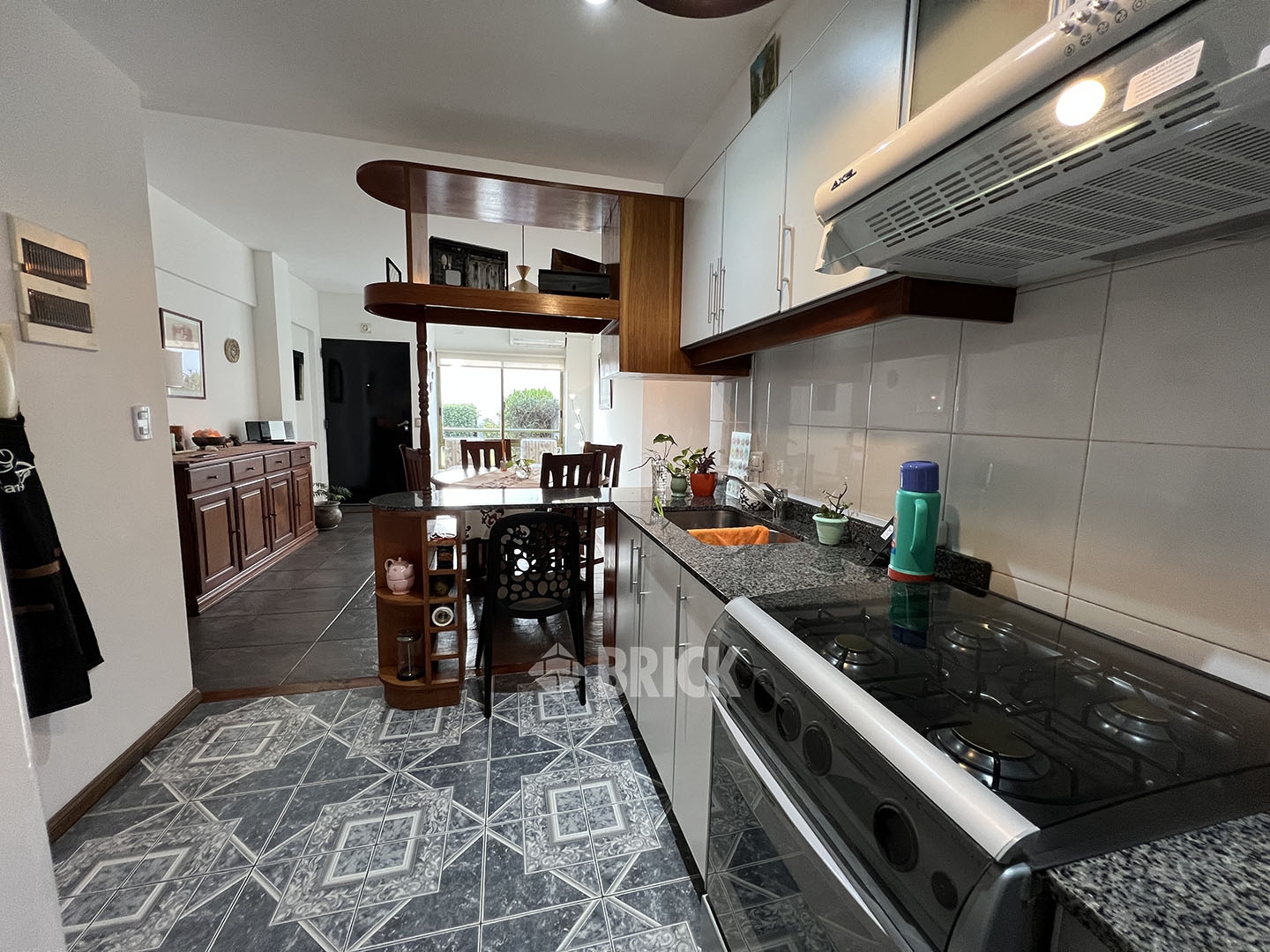 SEGUI, FCO. JOSE al 500 Piso PB 9