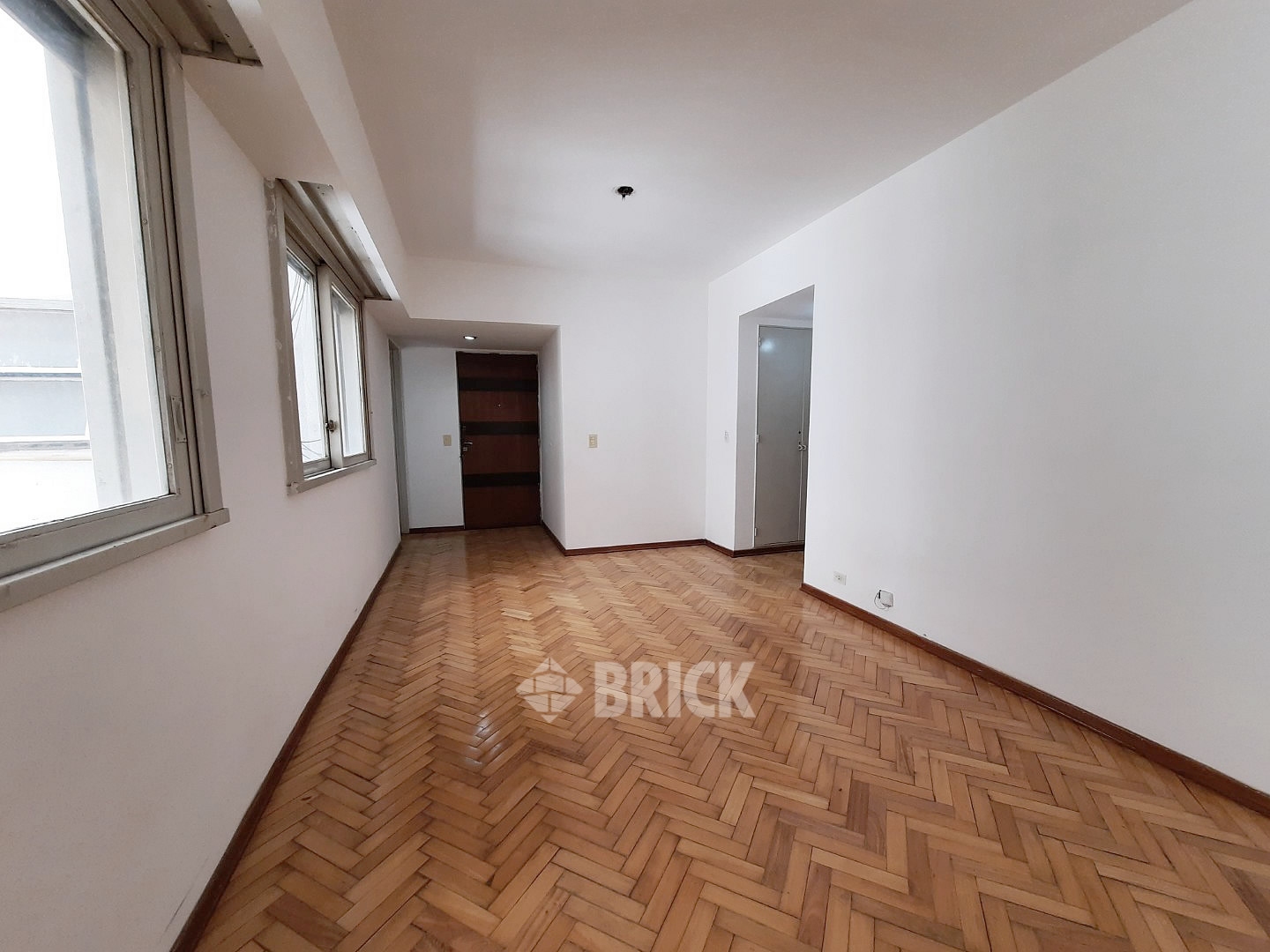 PUEYRREDON, AV. al 1300 Piso 7 5