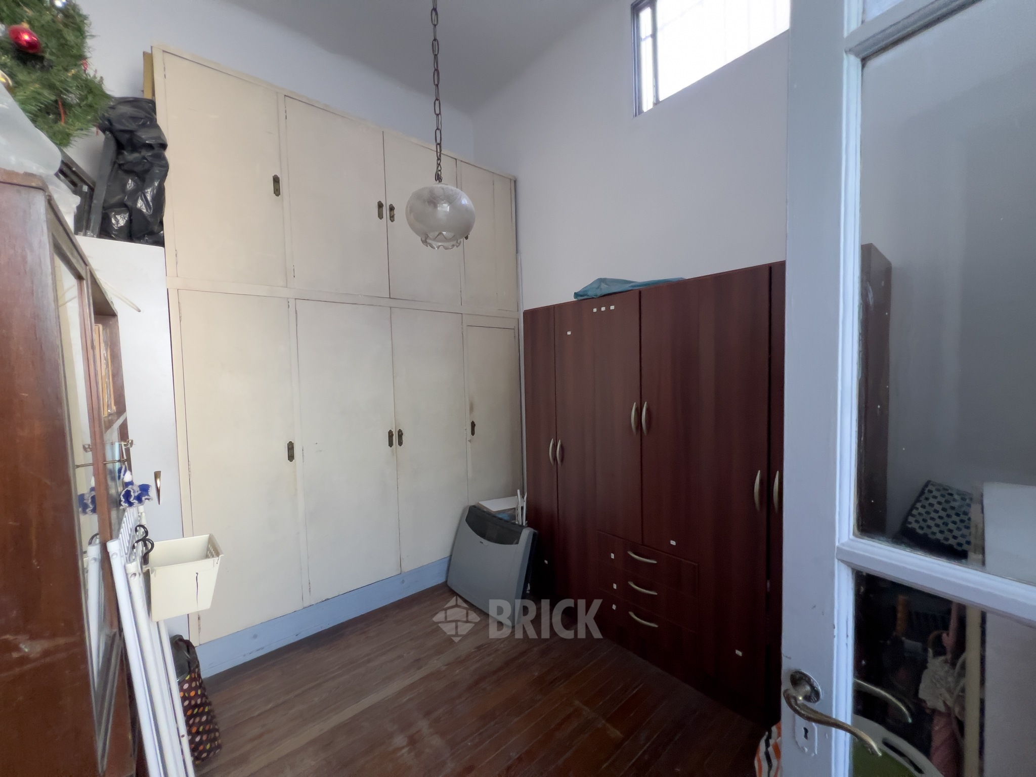 RIVADAVIA, AV. al 3800 Piso 1 5