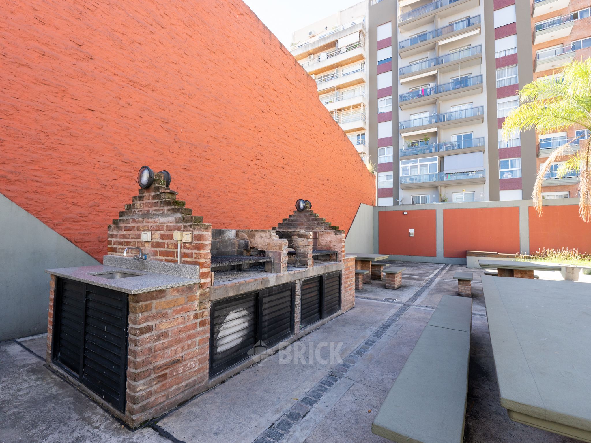 ALVAREZ, DONATO, T. GRAL. al 200 Piso 7 19